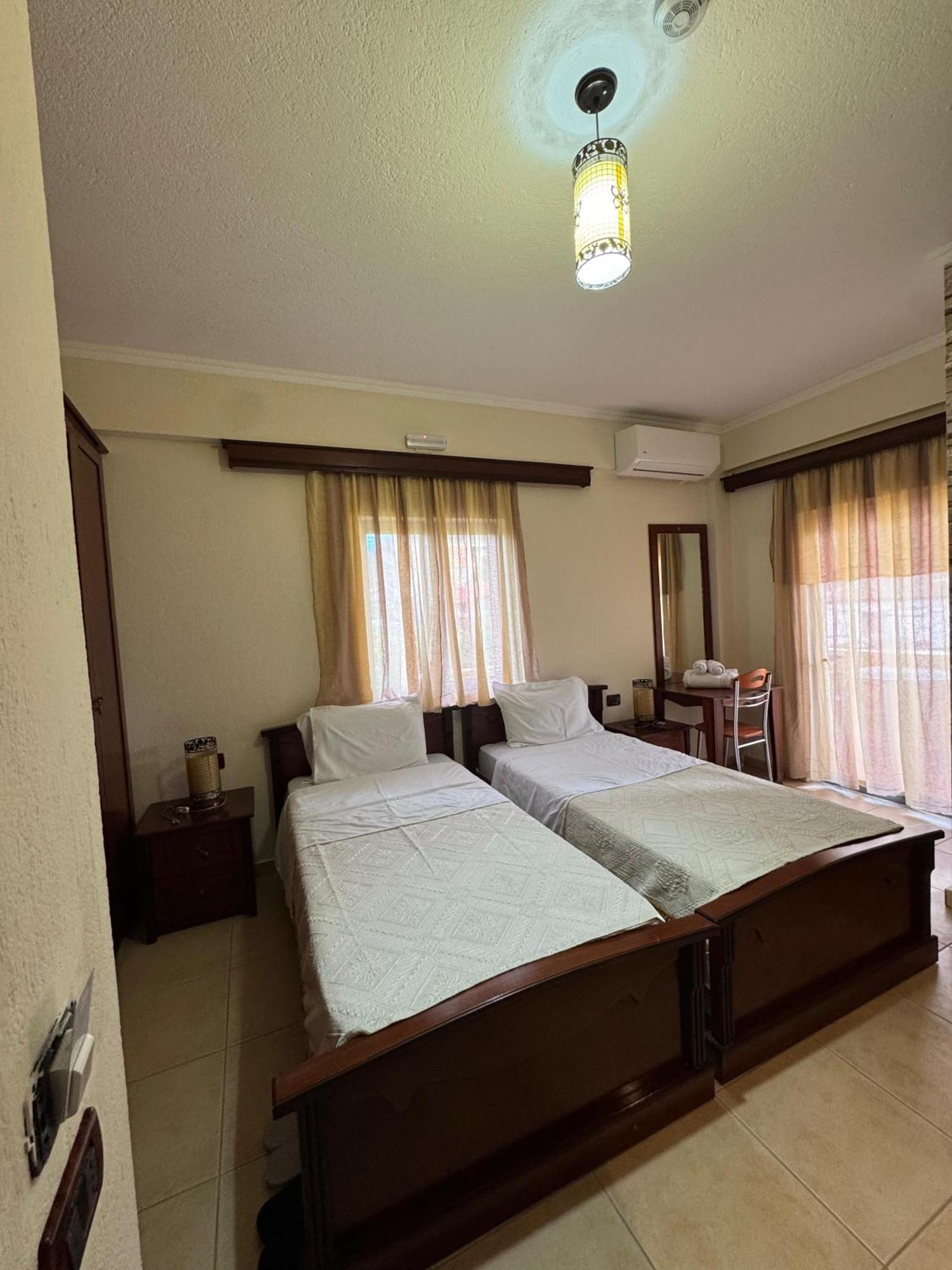 Hotel Restorant Leza Lini Εξωτερικό φωτογραφία